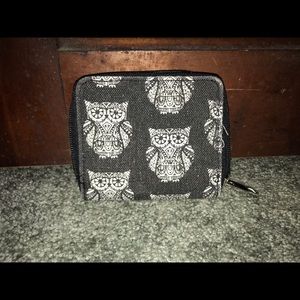 Black Owl Zip-up Wallet